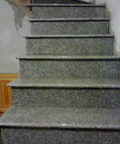 đá ốp cầu thang granite